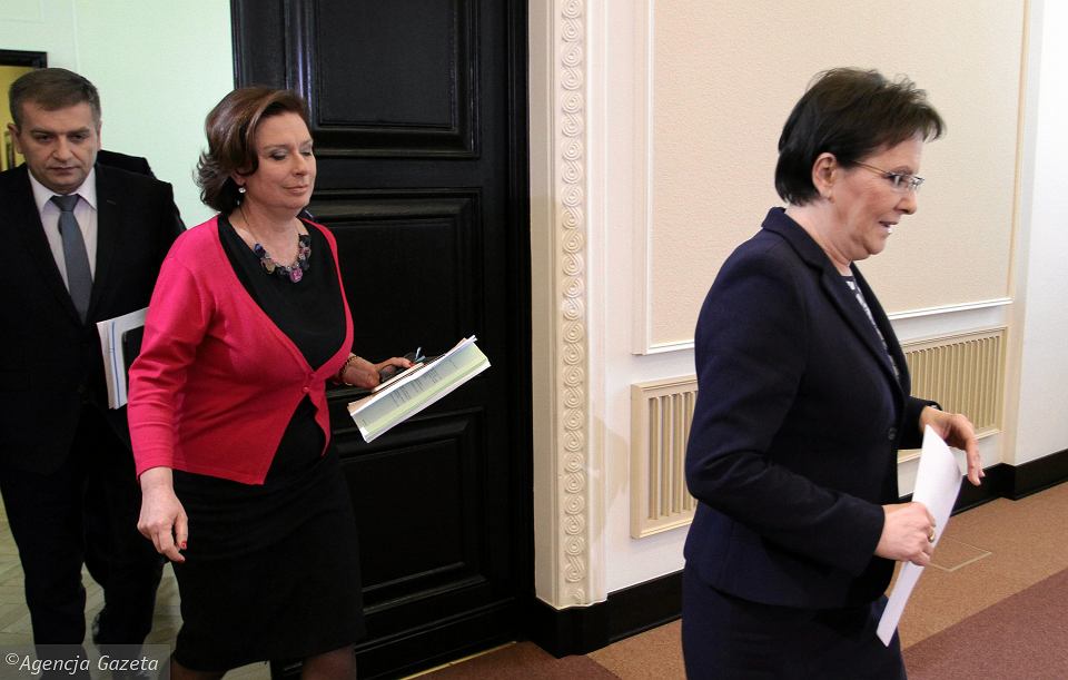 z18129941V,Rzeczniczka-Kidawa-Blonska-wychodzi-z-sali-po-konf